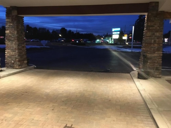 Landmark Motor Inn image 13