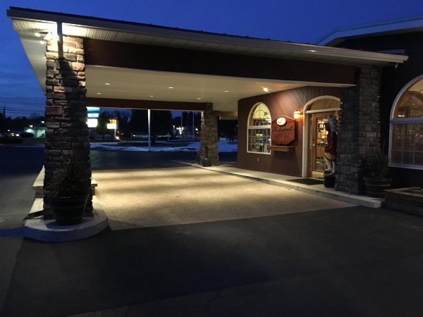 Landmark Motor Inn image 6