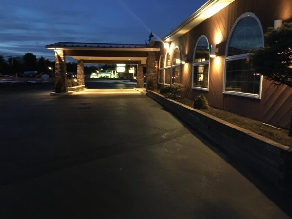 Landmark Motor Inn image 9